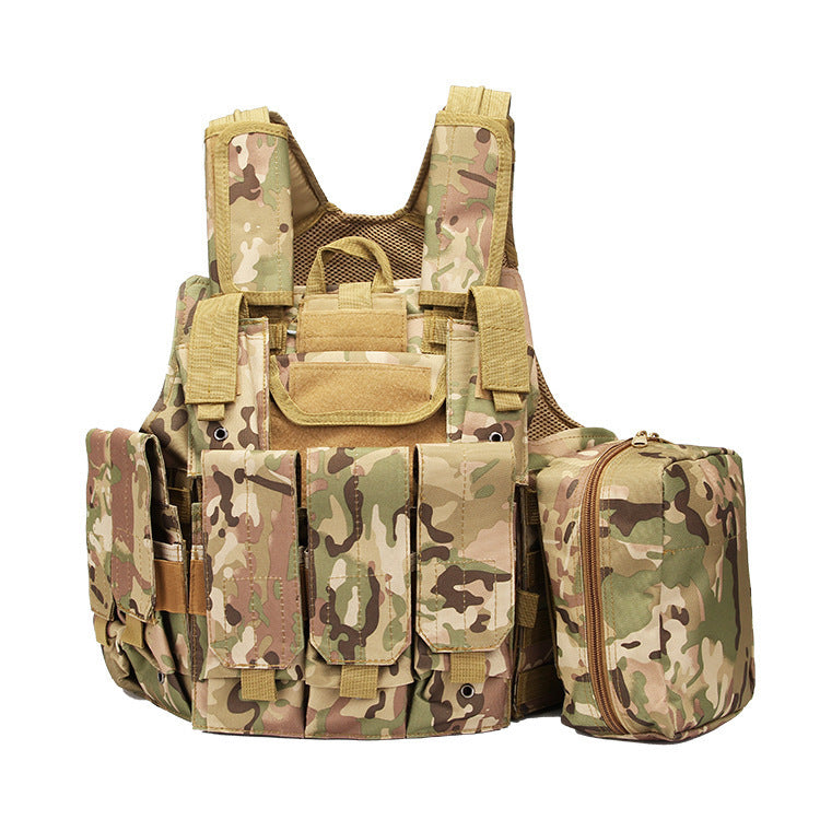 Multifunctional Tactical Vest in Camouflage