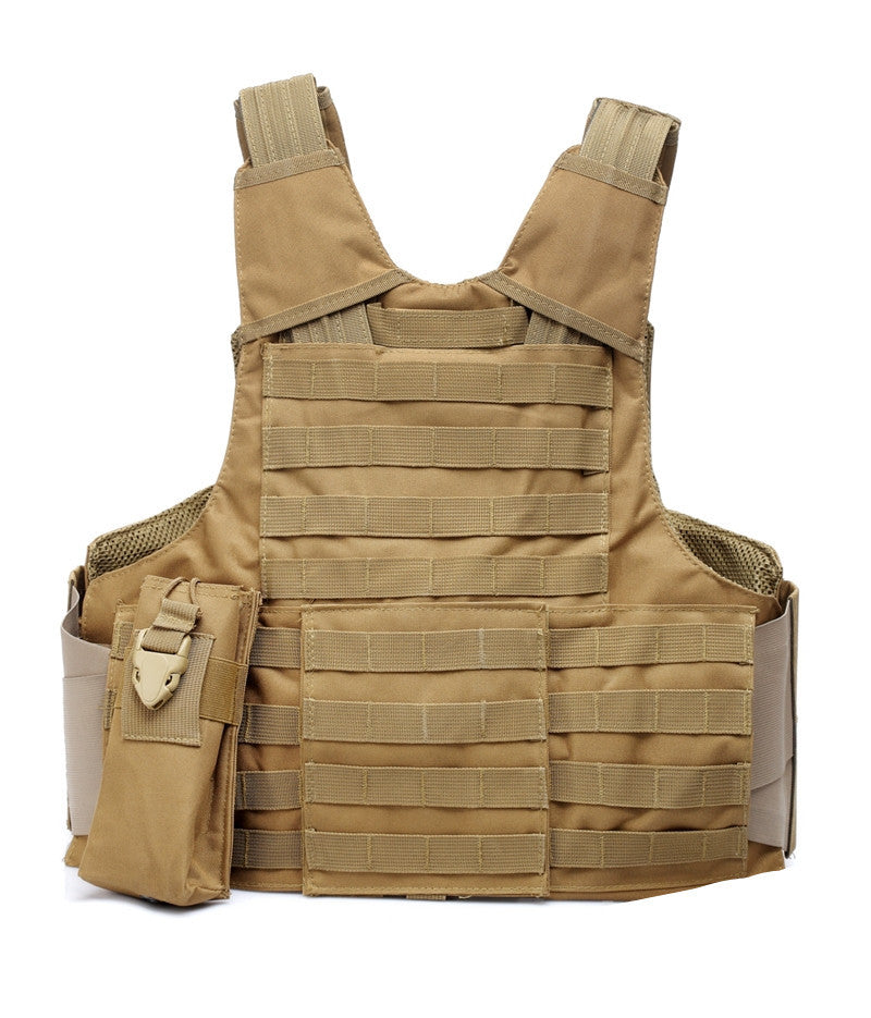 Multifunctional Tactical Vest in Camouflage